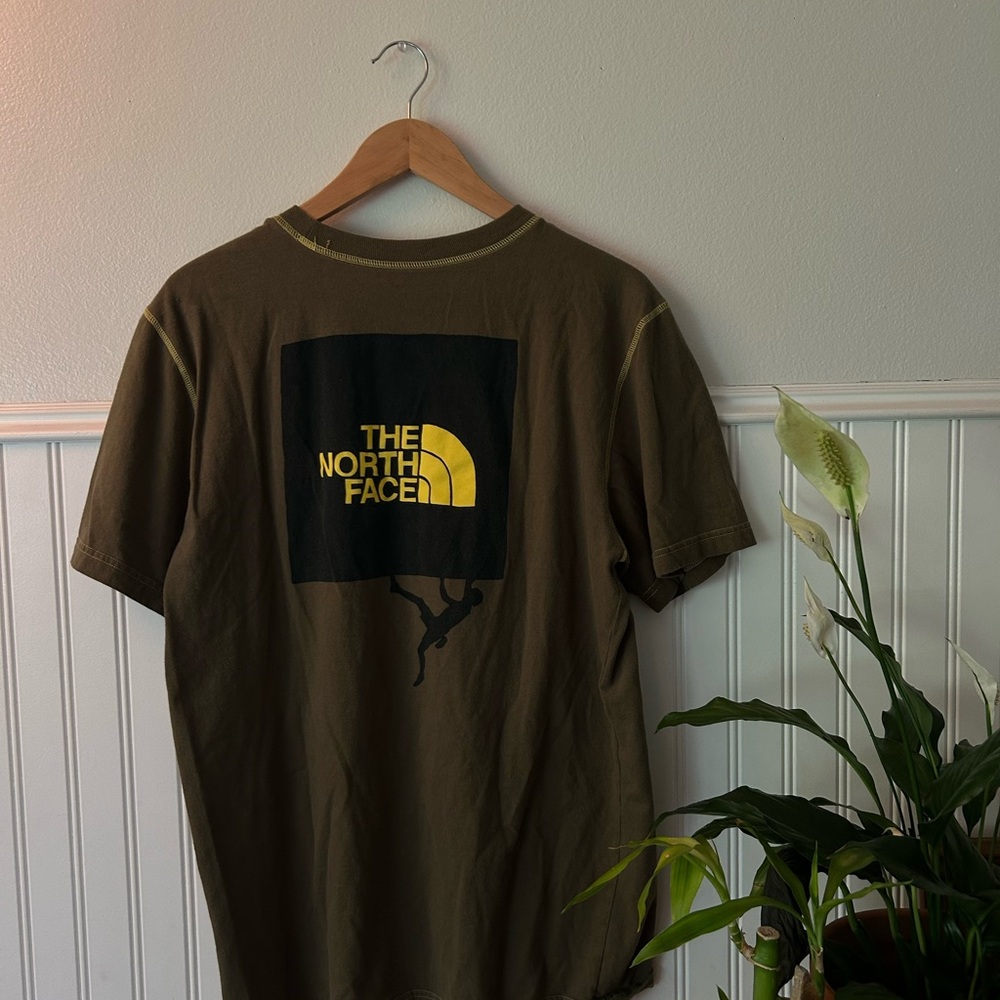 The North Face Men's Khaki Graphic Tee